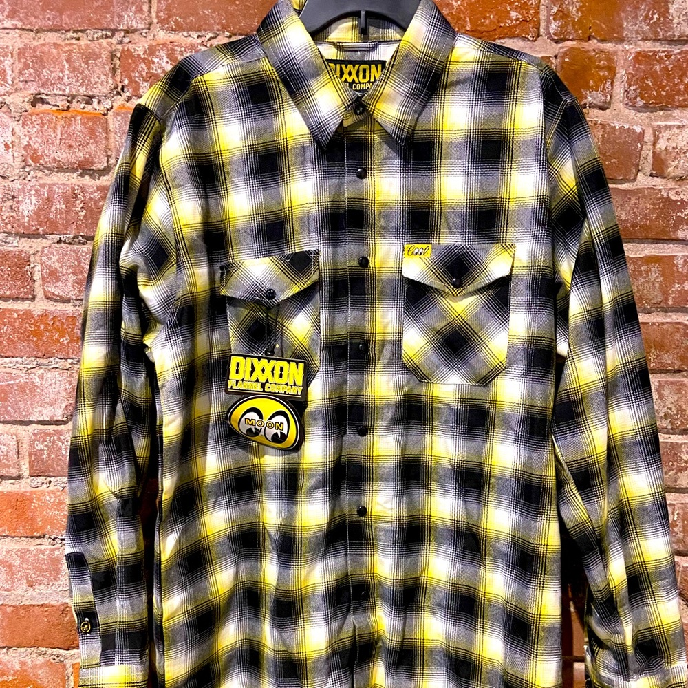Dixxon mooneyes flannel size XL.